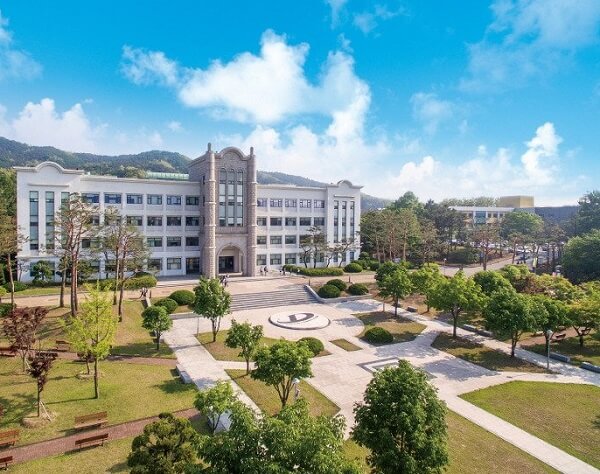 Trung tâm du học uy tín tại Nghệ An – Du học Vietlink