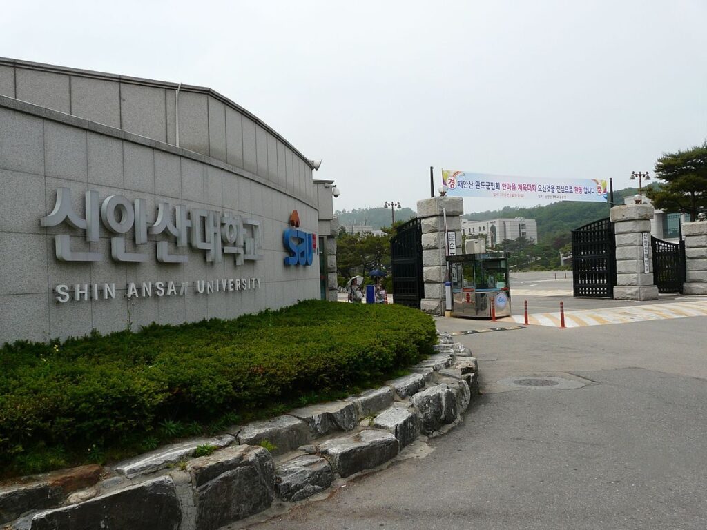 Trung tâm du học uy tín tại Nghệ An – Du học Vietlink