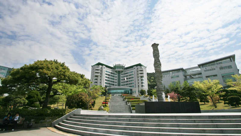 Trung tâm du học uy tín tại Nghệ An – Du học Vietlink