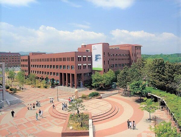 Trung tâm du học uy tín tại Nghệ An – Du học Vietlink