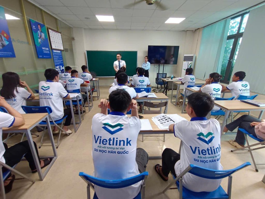 Trung tâm du học uy tín tại Nghệ An – Du học Vietlink
