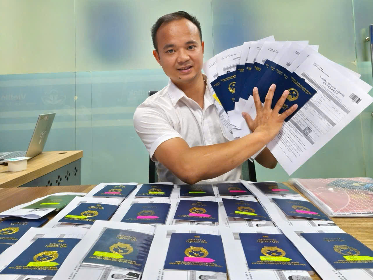 Visa học viên